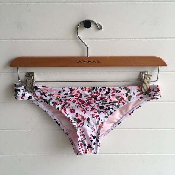 Hula Honey Swim Hula Honey Nwot Cheetah Swirl Cheeky Bikini New